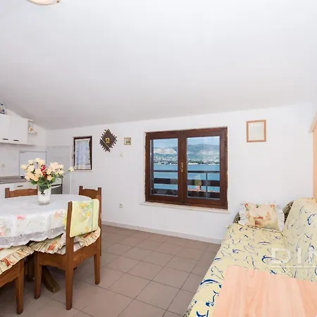 Lela, Next To The Beach Апартаменты